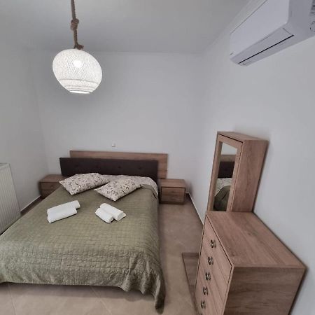 Agora Luxury Apartment 1 ลูตรากี ภายนอก รูปภาพ