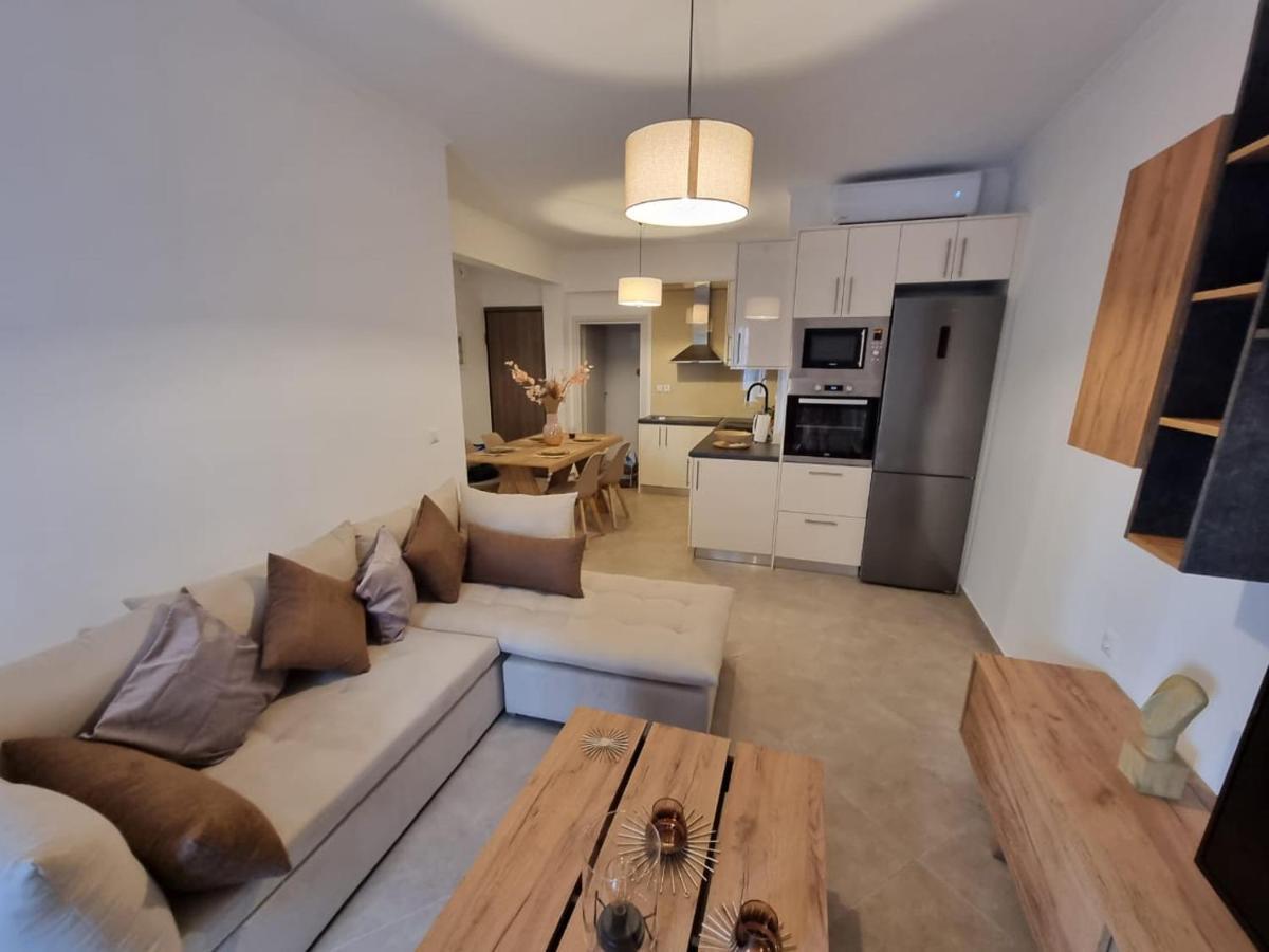 Agora Luxury Apartment 1 ลูตรากี ภายนอก รูปภาพ