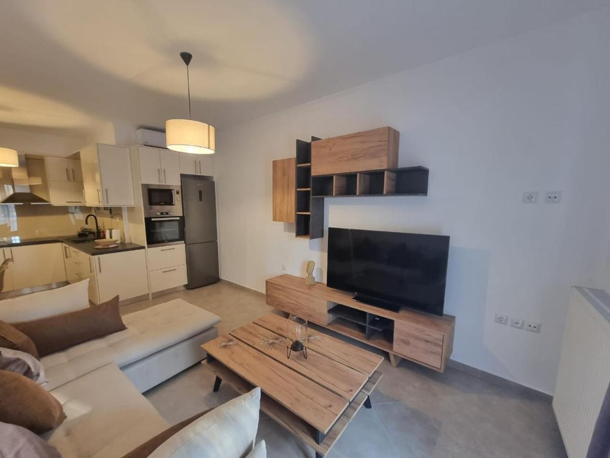 Agora Luxury Apartment 1 ลูตรากี ภายนอก รูปภาพ